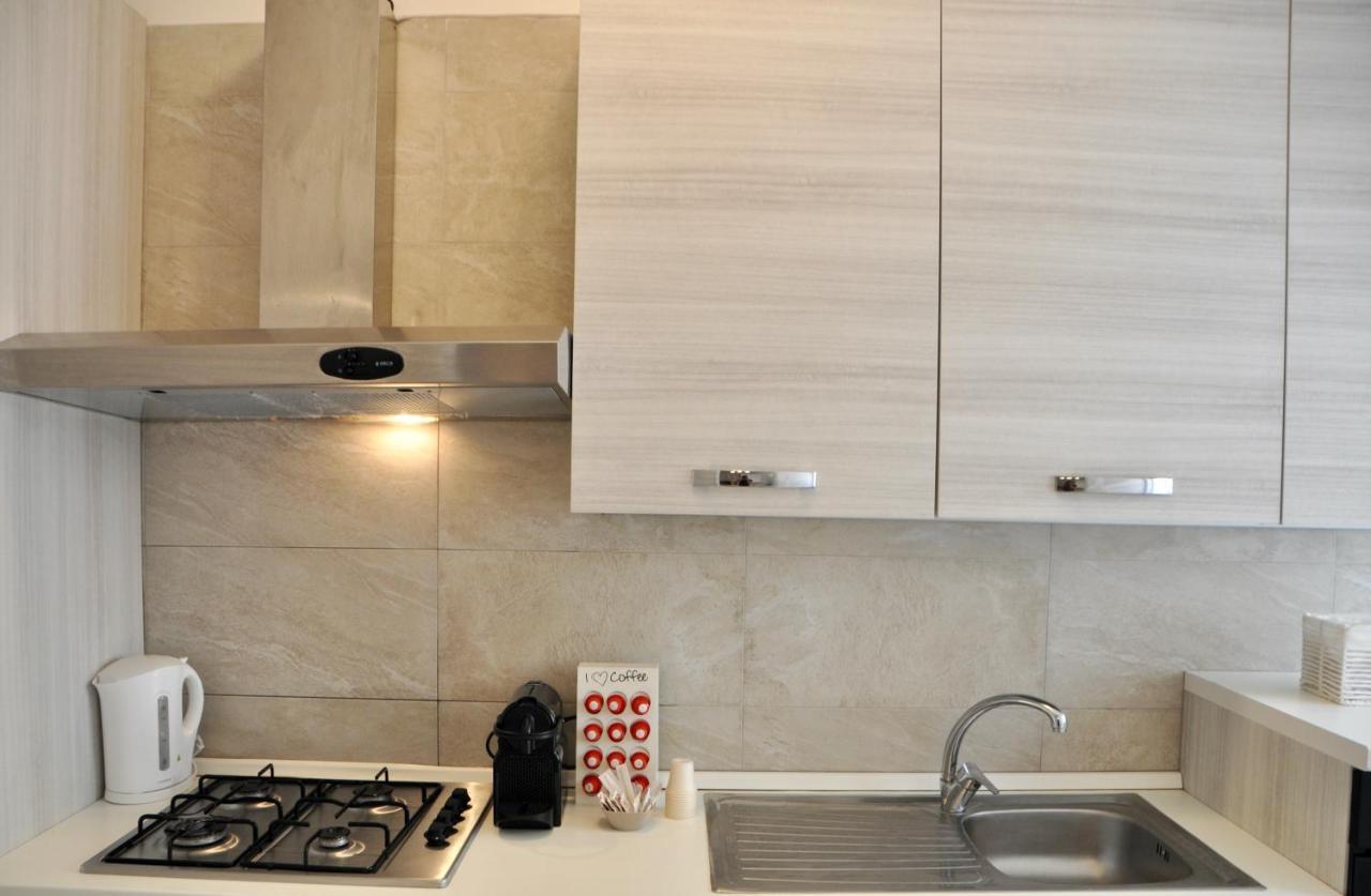 Appartamento M.Aurelio Light Brown Milano Esterno foto