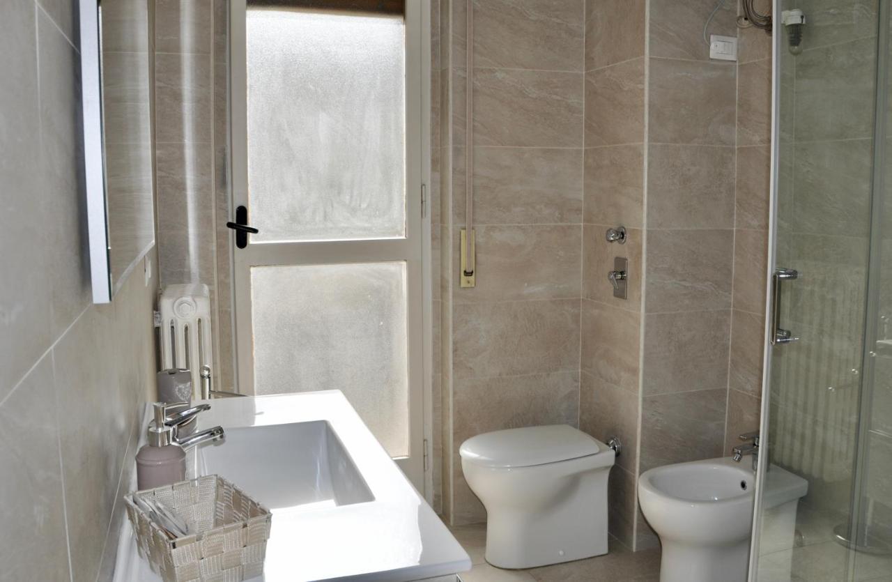 Appartamento M.Aurelio Light Brown Milano Esterno foto