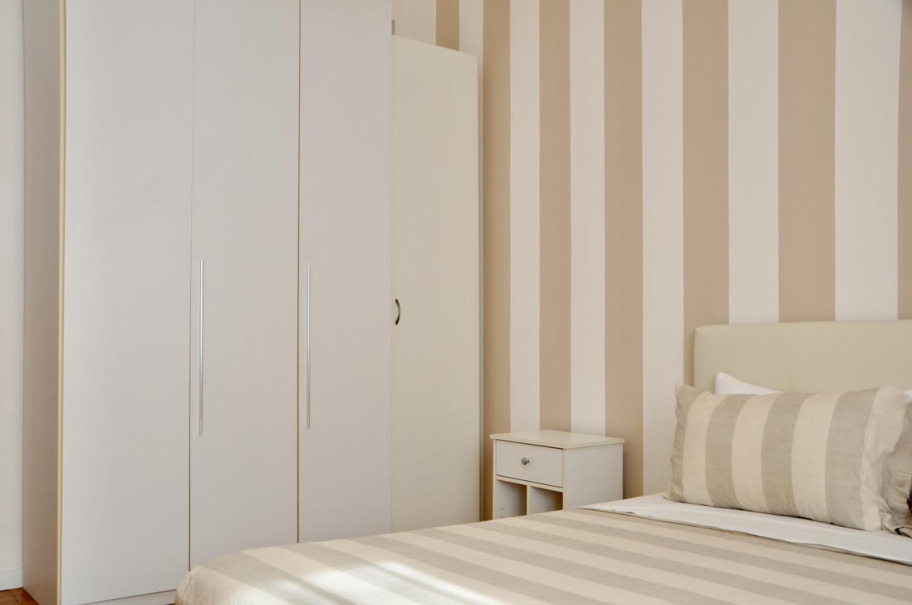 Appartamento M.Aurelio Light Brown Milano Esterno foto